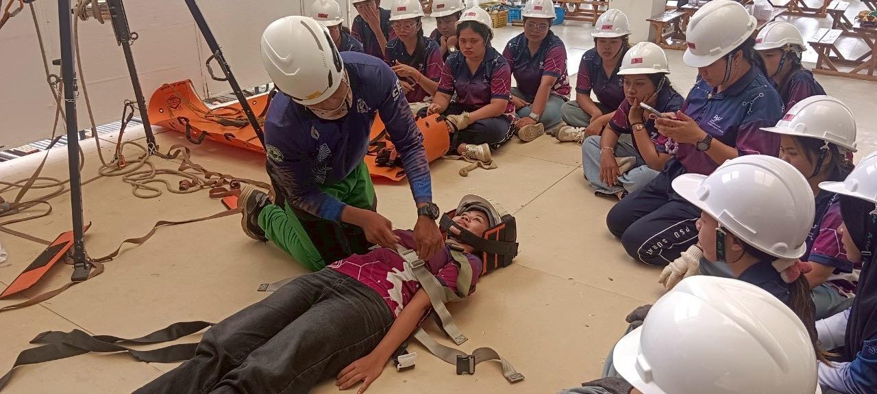 ภาพกิจกรรมการฝึกอบรมเพื่อความปลอดภัย